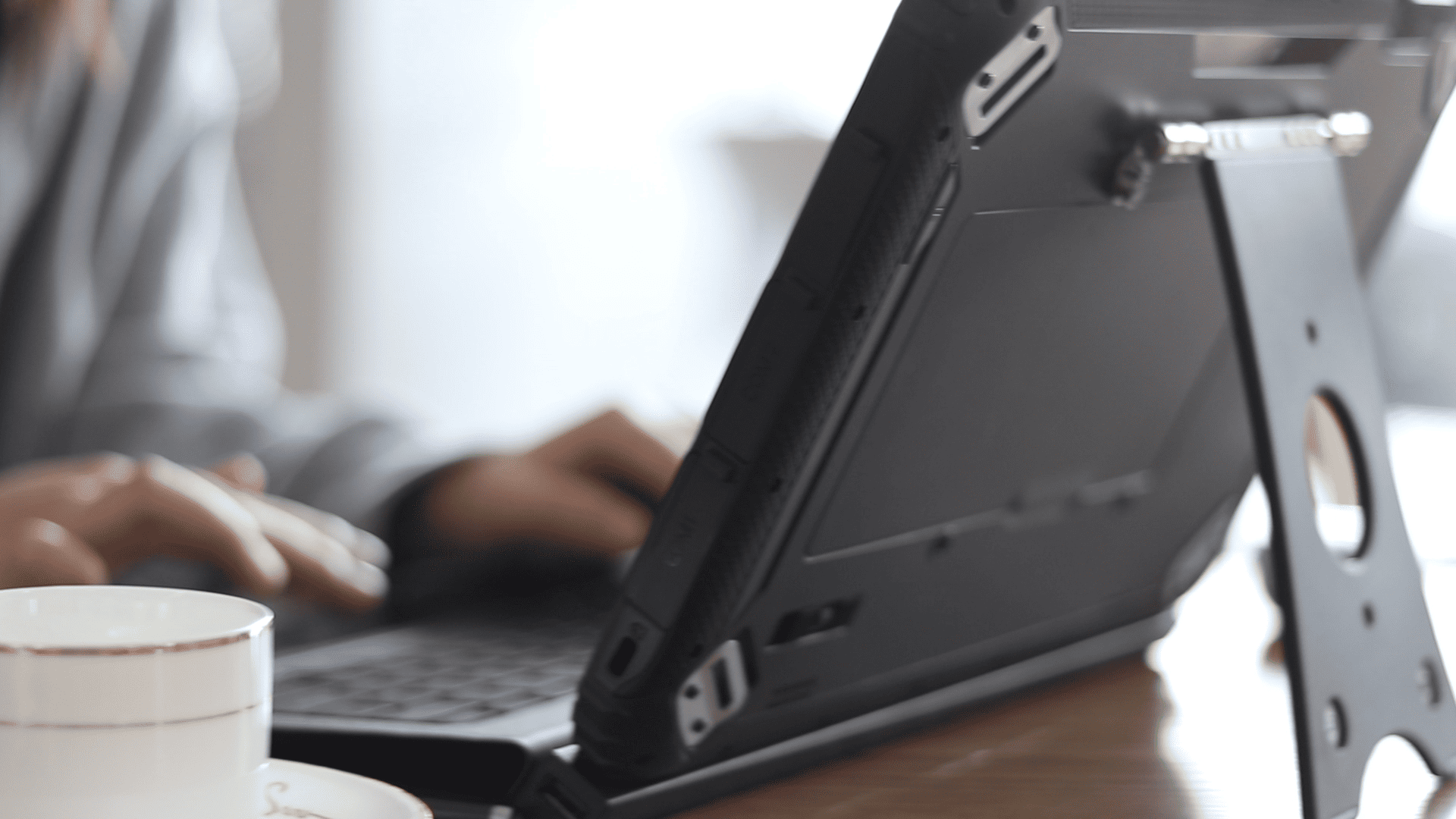 Tablette PC durcie 12,2 pouces EMDOOR EM-I22J – Image 4
