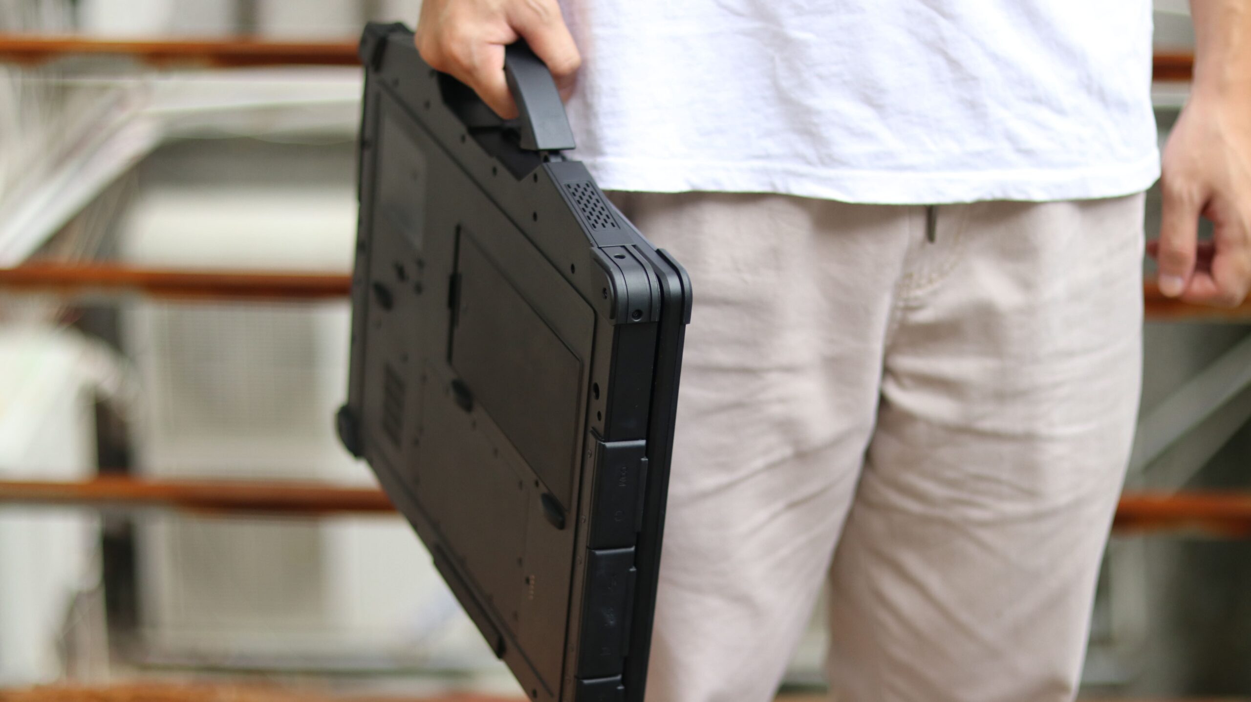 PC portable durci EMDOOR EM-X15U I7 /8G /510 GB – Image 3